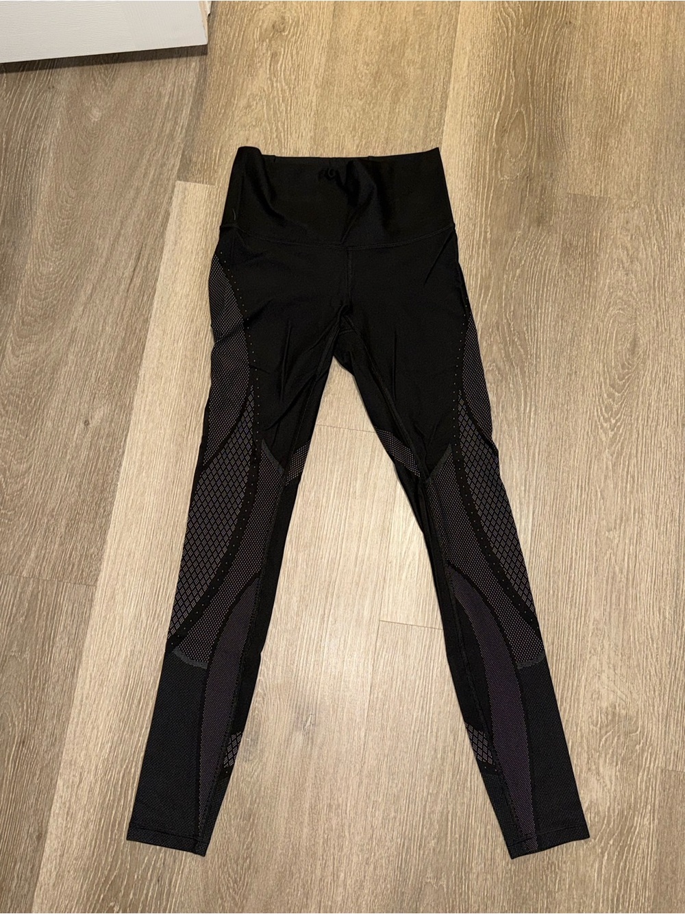 lululemon athletica Black High-Rise Mesh-Panel Leggings
